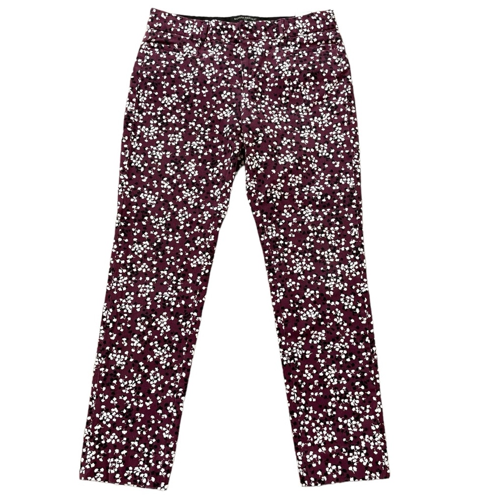 Banana Republic Sloan Curvy Fit Purple Floral Capri Pants.  Size 2